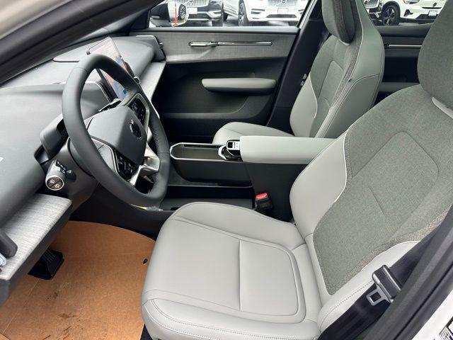 2026 Volvo EX30 Plus Twin Motor Performance, Fully electric