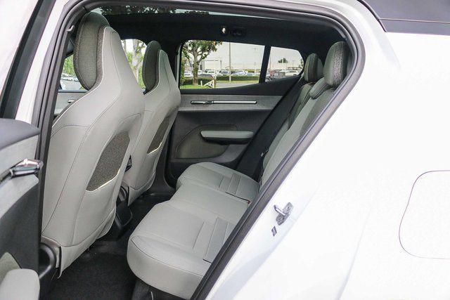 2026 Volvo EX30 Plus Twin Motor Performance, Fully electric