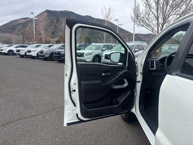 2026 Nissan Frontier Crew Cab SV 4x4