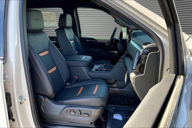 2026 GMC Sierra 2500HD Crew Cab, Standard Bed, AT4, 4WD