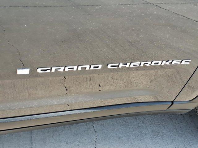 2023 Jeep Grand Cherokee L Laredo 4x4