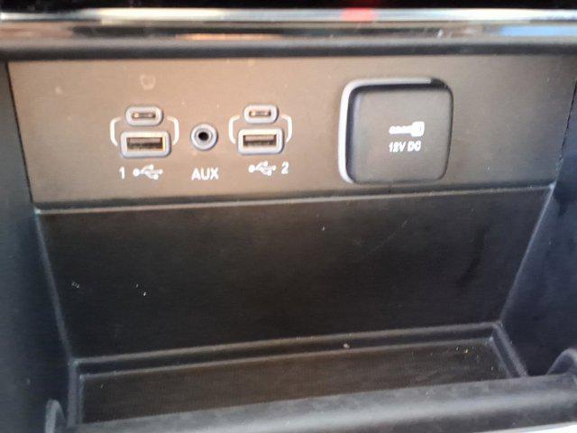 2023 Jeep Grand Cherokee L Laredo 4x4