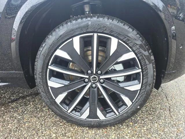 2026 Volvo XC90 Plus, B6 AWD Gas (mild hybrid), Gasoline, Bright, 7 Seats