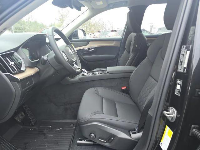 2026 Volvo XC90 Plus, B6 AWD Gas (mild hybrid), Gasoline, Bright, 7 Seats