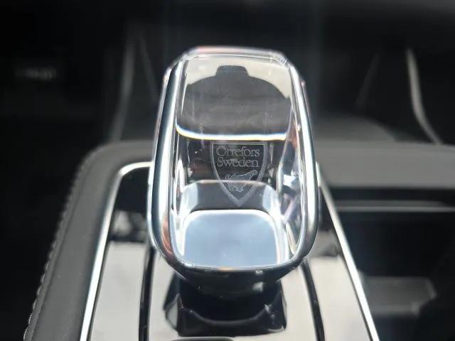 2026 Volvo XC90 Plus, B6 AWD Gas (mild hybrid), Gasoline, Bright, 7 Seats