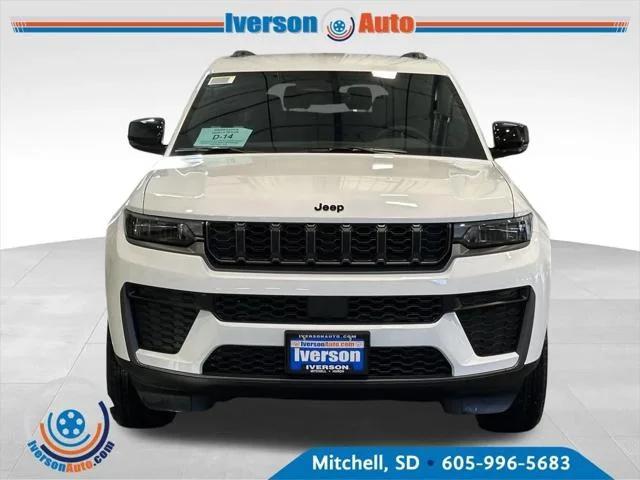 2026 Jeep Grand Cherokee GRAND CHEROKEE L LAREDO ALTITUDE 4X4 2026 Jeep Grand Cherokee GRAND CHEROKEE L LAREDO ALTITUDE 4X4