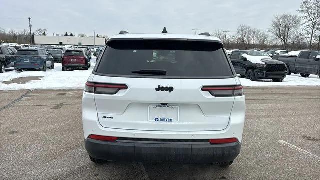 2026 Jeep Grand Cherokee Altitude 4x4