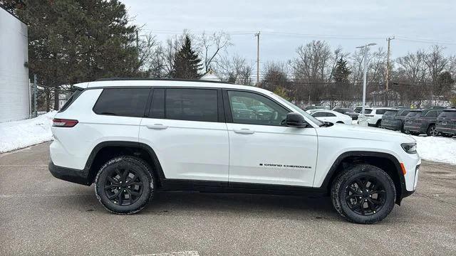 2026 Jeep Grand Cherokee Altitude 4x4