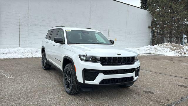 2026 Jeep Grand Cherokee Altitude 4x4