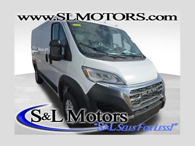 2026 RAM Ram ProMaster RAM PROMASTER 1500 SLT CARGO VAN LOW ROOF 136 WB