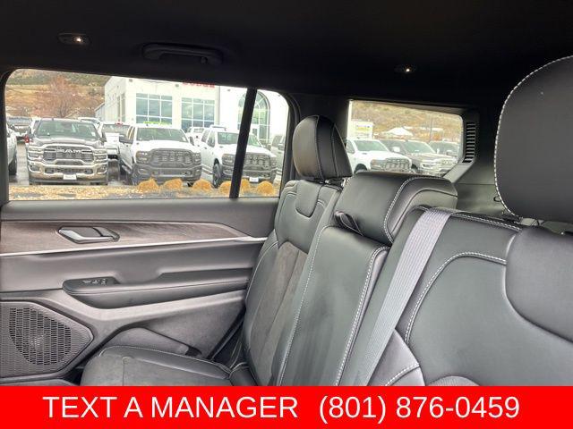 2026 Jeep Grand Cherokee Altitude 4x4