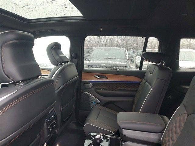 2026 Jeep Grand Cherokee Summit 4x4