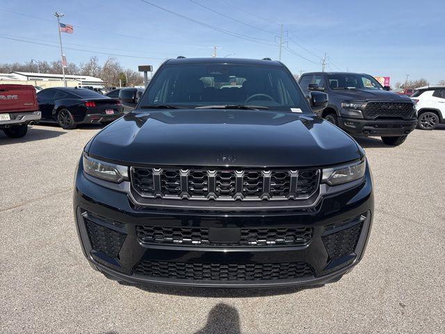 2026 Jeep Grand Cherokee GRAND CHEROKEE L LAREDO ALTITUDE 4X2