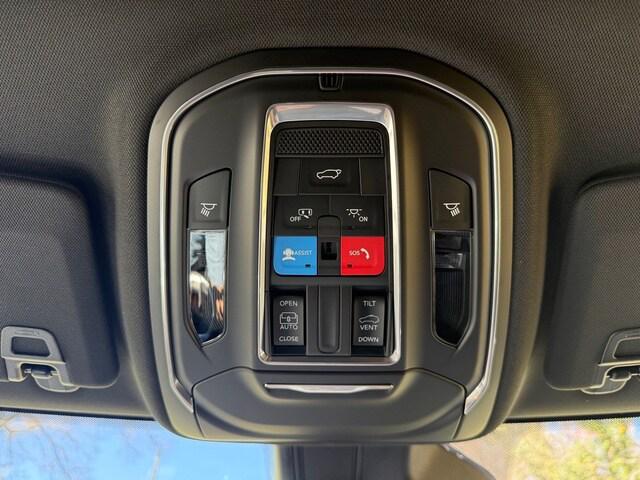 2026 Jeep Grand Cherokee Altitude 4x4