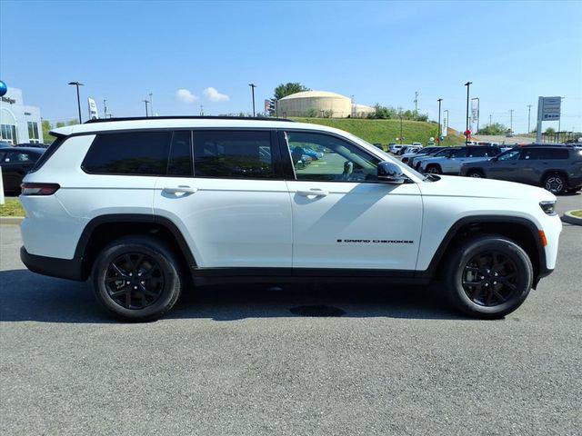 2026 Jeep Grand Cherokee GRAND CHEROKEE L LAREDO ALTITUDE 4X4 2026 Jeep Grand Cherokee GRAND CHEROKEE L LAREDO ALTITUDE 4X4