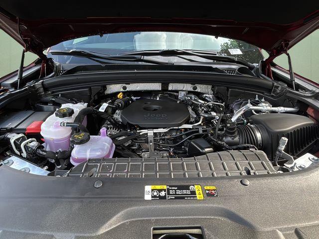 2026 Jeep Grand Cherokee Altitude 4x4