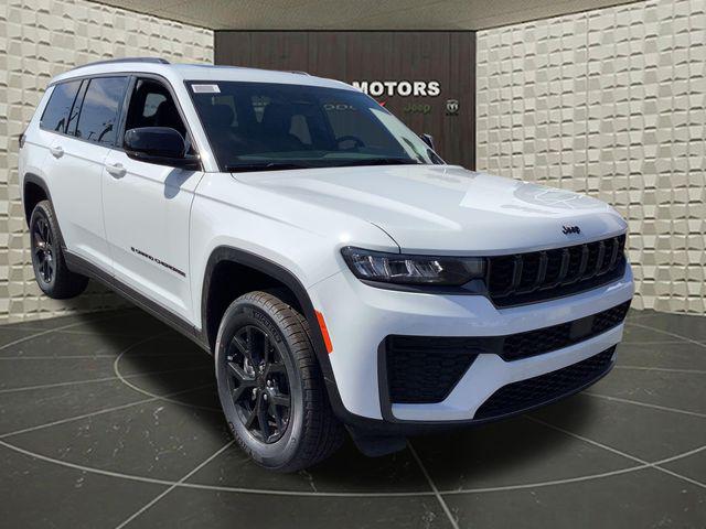 2026 Jeep Grand Cherokee Altitude 4x4