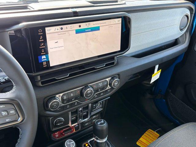 2026 Jeep Wrangler 4-Door Willys 4x4