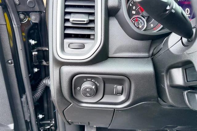 2026 Ram 2500 Big Horn Crew Cab 4x4 64 Box