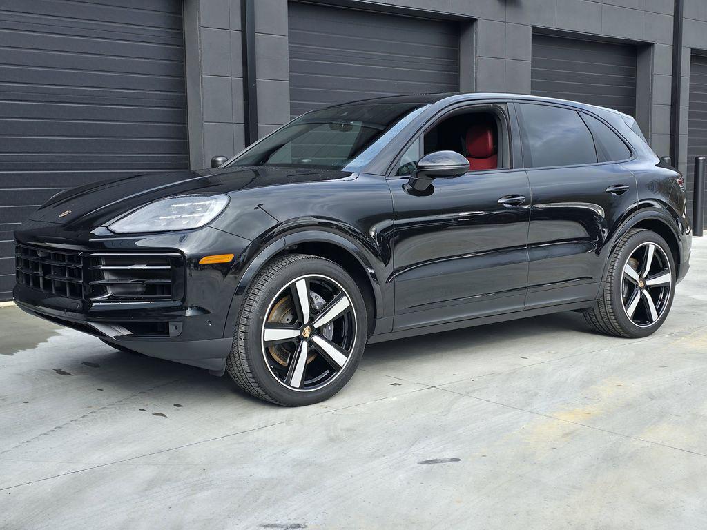 2025 Porsche Cayenne Base