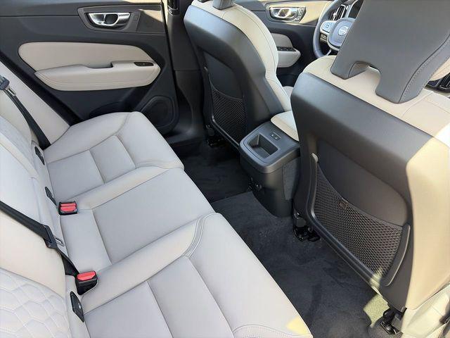 2026 Volvo XC60 B5 Core