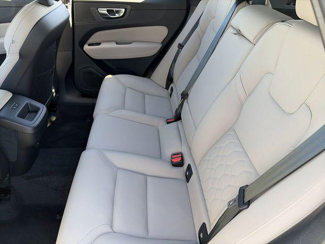 2026 Volvo XC60 B5 Core