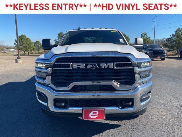 2026 RAM Ram 3500 RAM 3500 TRADESMAN CREW CAB 4X4 8 BOX 2026 RAM Ram 3500 RAM 3500 TRADESMAN CREW CAB 4X4 8 BOX