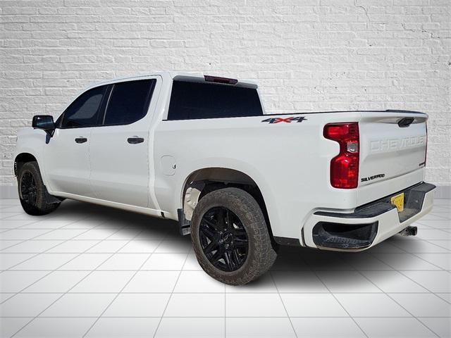 2022 Chevrolet Silverado 1500 4WD Crew Cab Short Bed Custom 2022 Chevrolet Silverado 1500 4WD Crew Cab Short Bed Custom