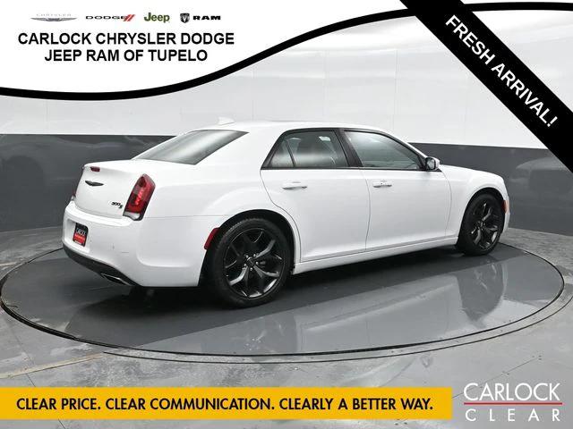 2022 Chrysler 300 S