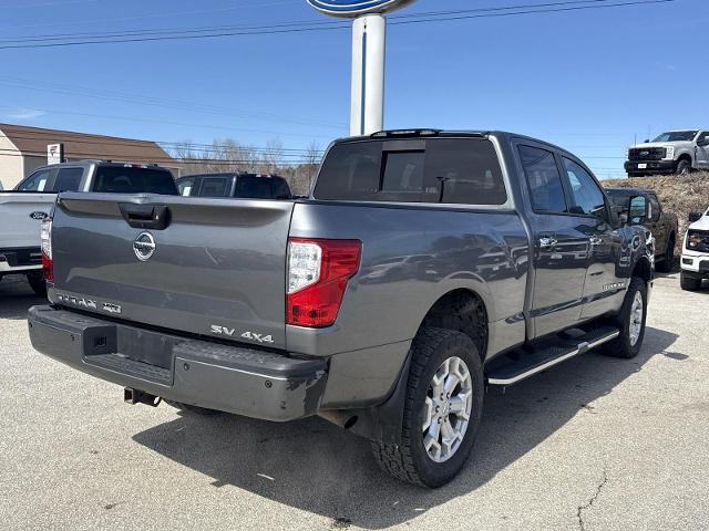 2019 Nissan Titan XD SV Gas