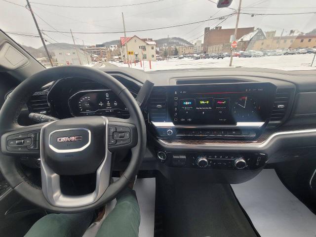 2025 GMC Sierra 1500 4WD Crew Cab Short Box Elevation with 3SB