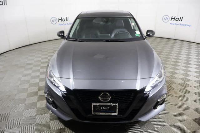 2022 Nissan Altima SR FWD