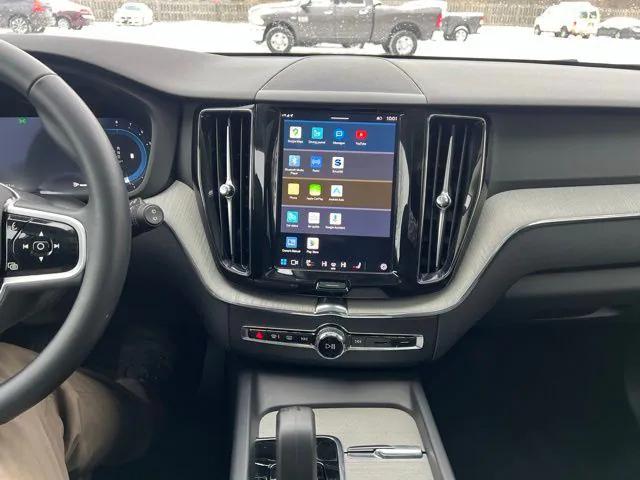 2025 Volvo XC60 B5 Plus