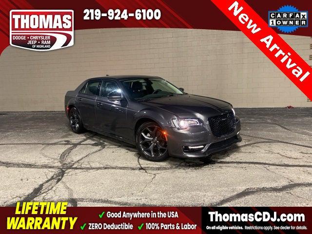 2023 Chrysler 300 Touring L