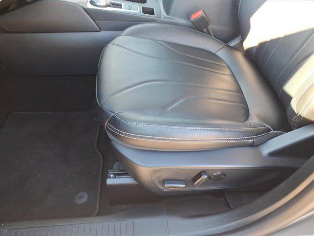 2026 Ford Escape Platinum