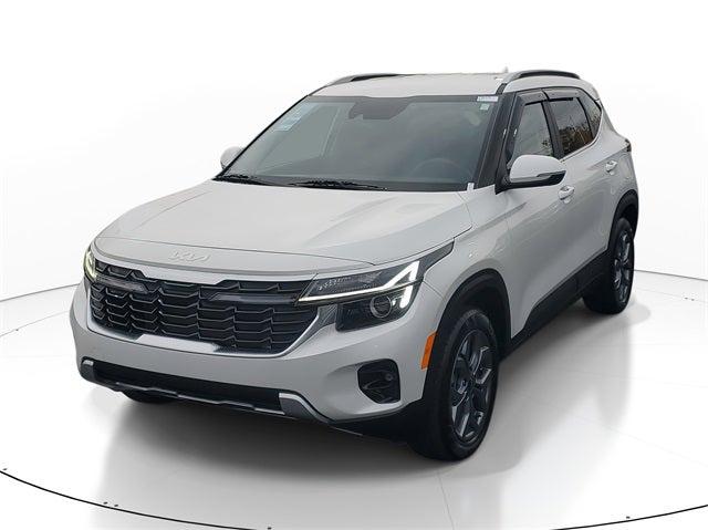 2024 Kia Seltos S 2024 Kia Seltos S