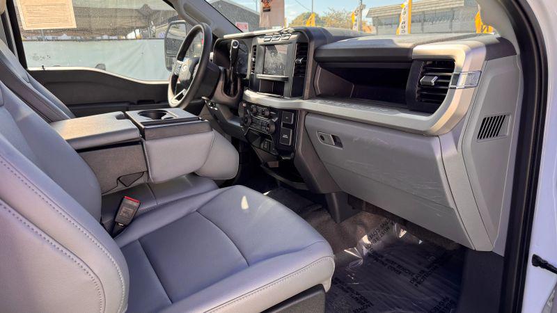2023 Ford F-250 XL