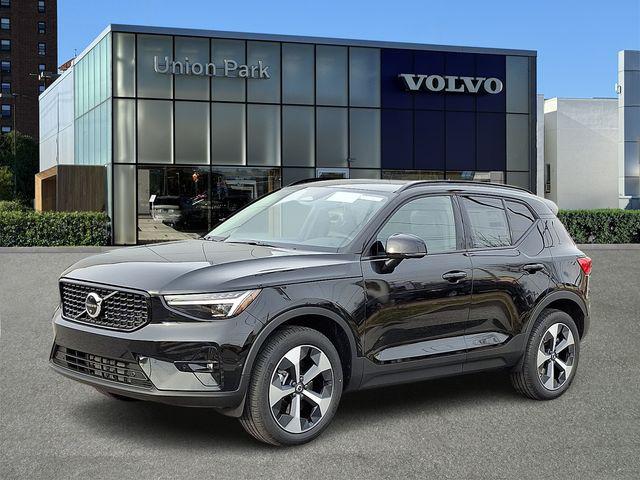 2026 Volvo XC40 Plus, B5 AWD Gas (mild hybrid), Dark for sale in Wilmington, DE