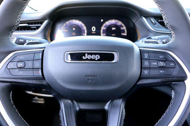 2025 Jeep Grand Cherokee Laredo X 4x2