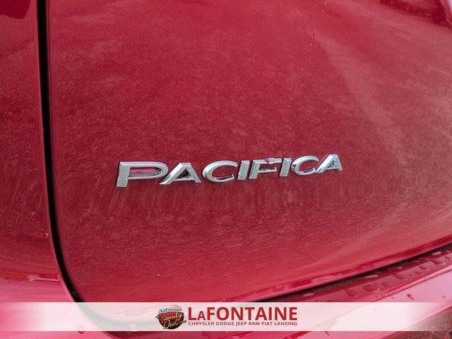 2026 Chrysler Pacifica Select AWD