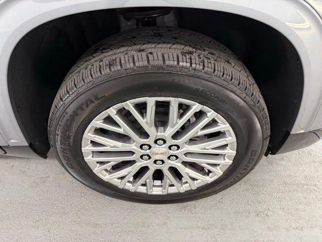 2026 GMC Acadia Denali FWD