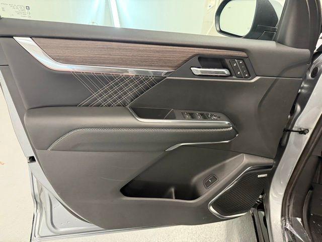 2026 GMC Acadia Denali FWD