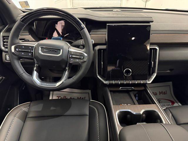 2026 GMC Acadia Denali FWD