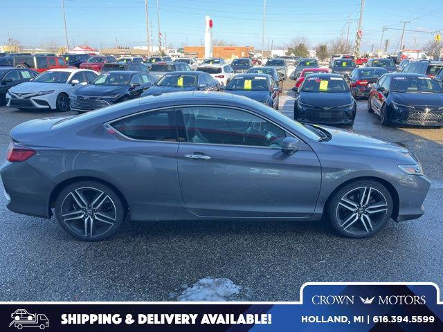 2017 Honda Accord Touring's photo