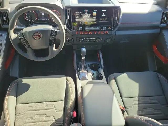 2025 Nissan Frontier Crew Cab Long Bed PRO-4X 4x4