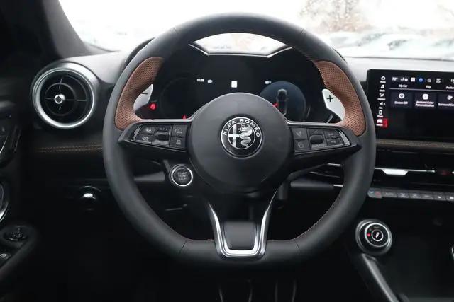 2025 Alfa Romeo Tonale Intensa AWD