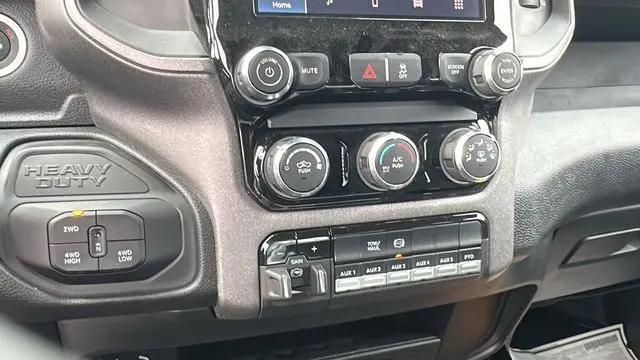 2026 Ram 3500 Tradesman/Big Horn