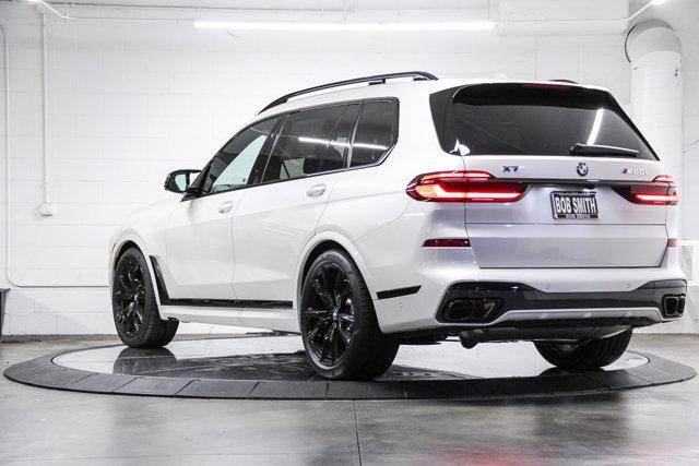 2026 BMW X7 M60i
