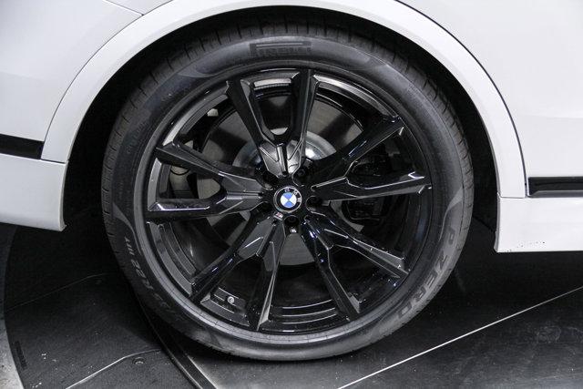 2026 BMW X7 M60i