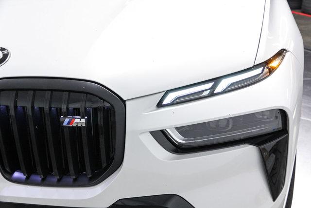 2026 BMW X7 M60i